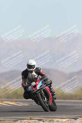 media/Oct-26-2025-Race Pace (Sun) [[c1447ca738]]/Non Verified (1st 20 Minutes of every Hour)/4-Turn 14 (1110am)/